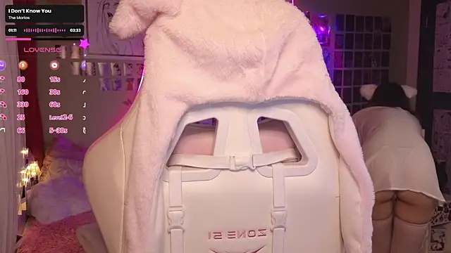 Evie Ro online show from 11/13/25, 11:36