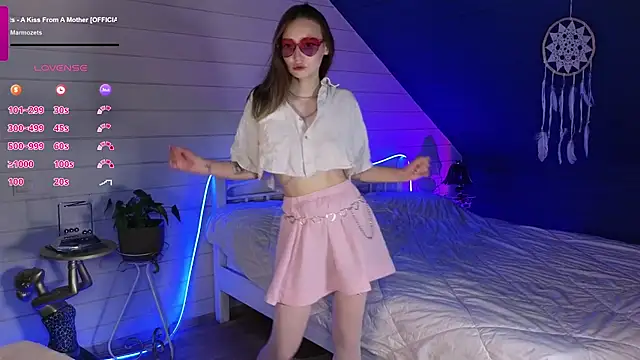 Evie Ro online show from 07/06/26, 07:05