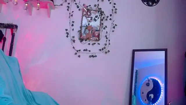 Eve Blue77 online show from 09/20/25, 04:13