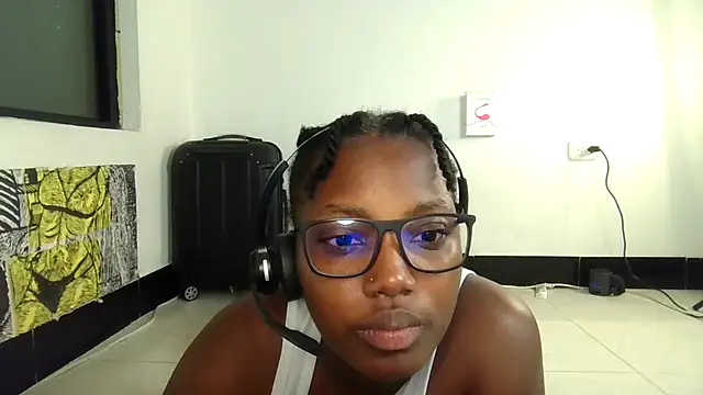 Ashaichious online show from 11/06/25, 11:04