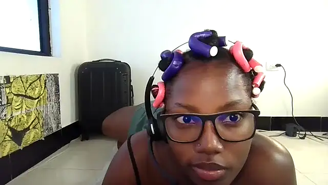 Ashaichious online show from 11/13/25, 08:08