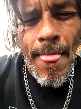 kvr27 online show from 10/26/25, 12:22