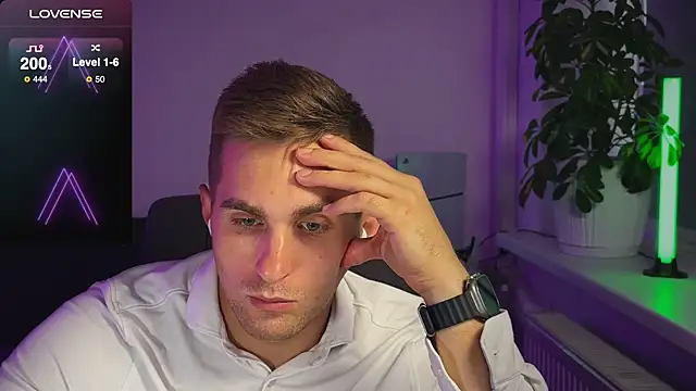 Sweeet  boy online show from 09/18/25, 11:23