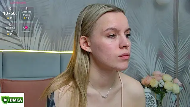 Snapshot of AmaliaBell chatting on 01/24/25, 04:39 AmaliaBell online show from 01/24/25, 04:39