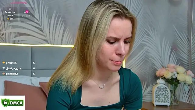 Snapshot of AmaliaBell chatting on 02/10/25, 07:38 AmaliaBell online show from 02/10/25, 07:38