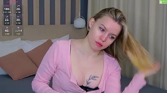 Snapshot of AmaliaBell chatting on 02/07/26, 01:04 AmaliaBell online show from 02/07/26, 01:04