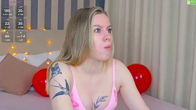 Snapshot of AmaliaBell chatting on 02/10/26, 01:04 AmaliaBell online show from 02/10/26, 01:04