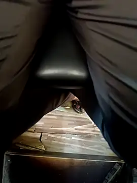 u wan me online show from 02/18/26, 04:19