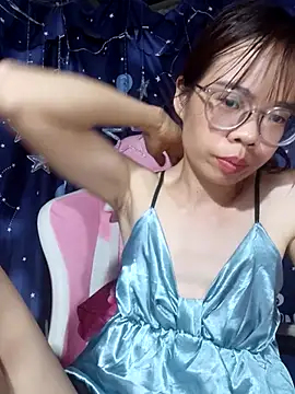   Mai-love19   online show from 04/22/26, 08:39