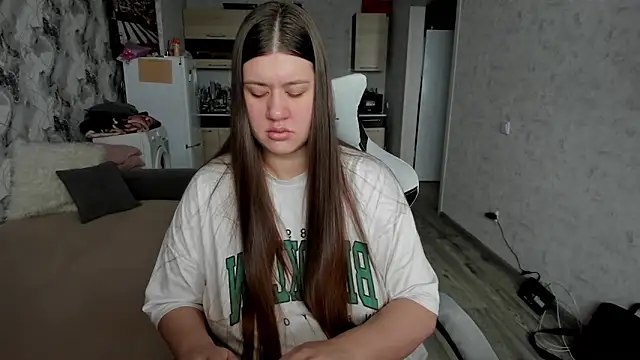 Lis Kollen online show from 11/22/25, 04:22