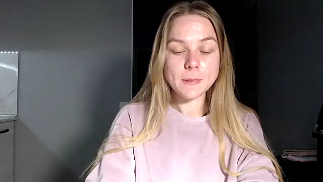 Snapshot of Sunbeam_ chatting on 05/03/26, 08:59 Sunbeam online show from 05/03/26, 08:59