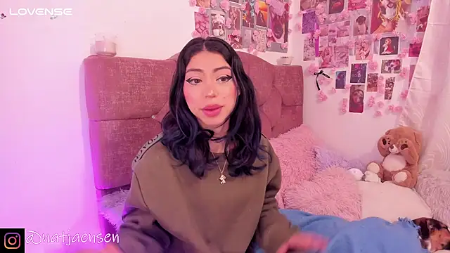 natalie jaensen online show from 02/17/25, 09:46