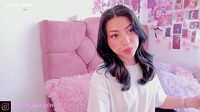 natalie jaensen online show from 03/13/25, 02:33