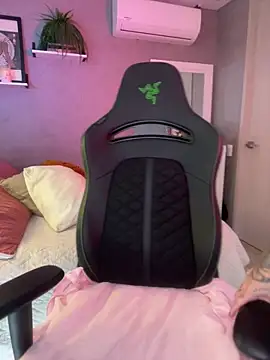 DaniDusan  online show from 02/08/26, 08:12