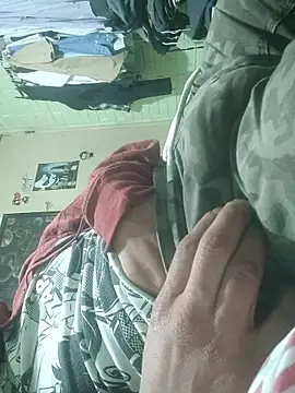 Snapshot of Elcogetuquieres chatting on 01/10/26, 08:05 Elcogetuquieres online show from 01/10/26, 08:05