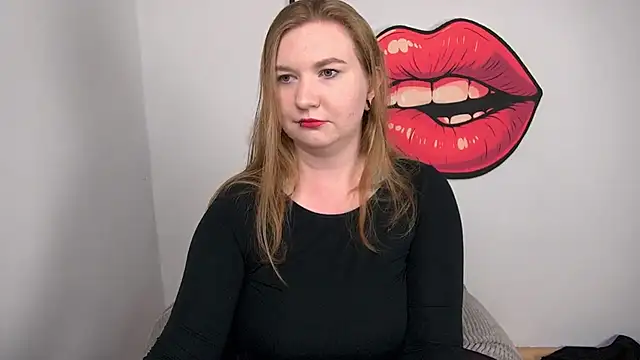 LaraDream online show from 10/27/25, 05:06