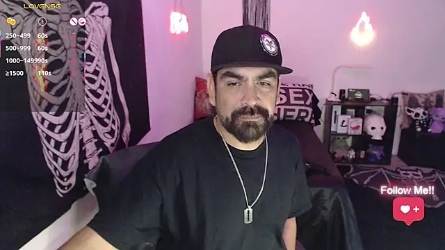 Snapshot of soyelcarlitos_ chatting on 05/08/26, 11:10 soyelcarlitos online show from 05/08/26, 11:10