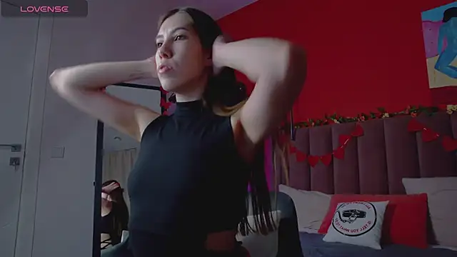 Snapshot of SweetySonya chatting on 02/11/25, 01:41 SweetySonya online show from 02/11/25, 01:41