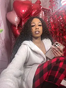 mismialove online show from 02/15/26, 09:00