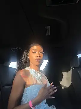 mismialove online show from 05/13/26, 11:00