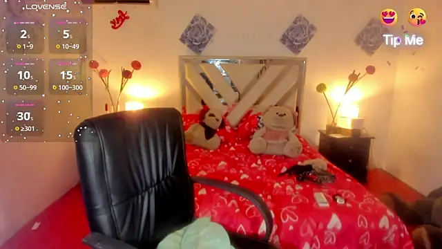 Miagrace online show from 11/28/25, 09:50