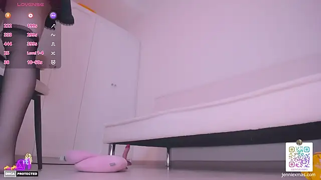 jennie xmas online show from 01/11/25, 01:32