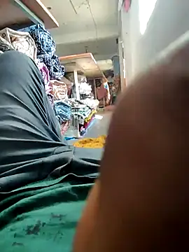 Kolkata   Boy online show from 12/16/24, 09:14