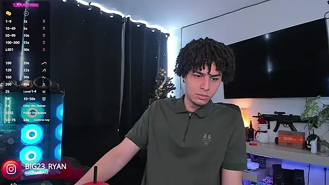 bigryann23 online show from 12/24/24, 04:30