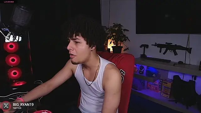 bigryann23 online show from 03/20/25, 03:23