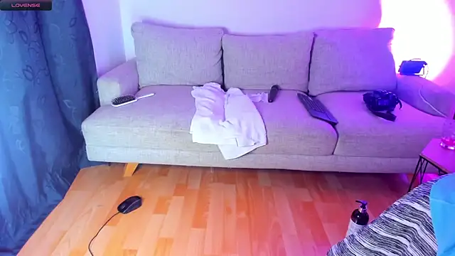 CamiGingerxx online show from 03/22/25, 08:08